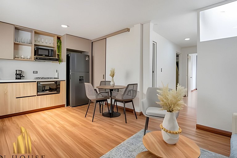 Aria Living 401 - Sophisticated Living in Laureles