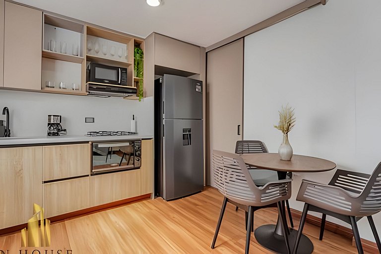 Aria Living 401 - Sophisticated Living in Laureles
