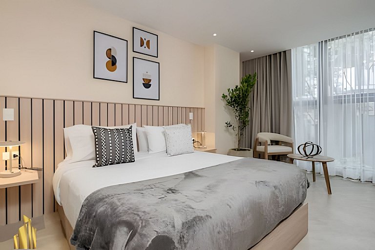 Solei Loft 202 - Chic Studio with AC