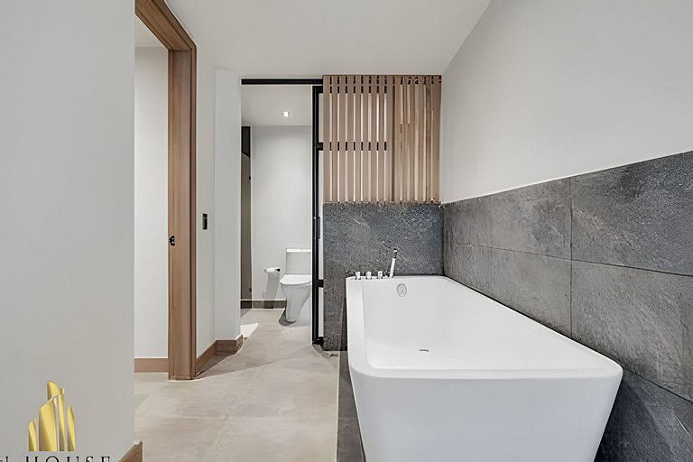 Casa Solei 12-13 - Prestigious & Priv Apt/Bath Tub