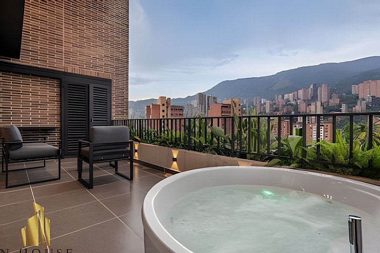Morph 1601 - Exclusivity in Poblado/Jacuzzi