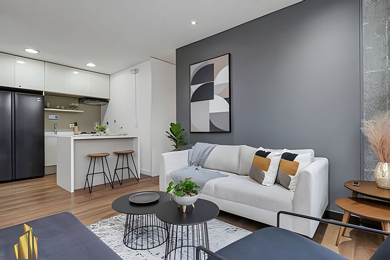Energy 403 - Prestigious Urban Oasis / Pool