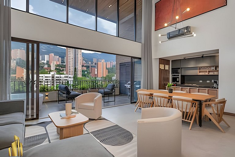 Morph 1302 - Spacious & private apt w BBQ/Jacuzzi
