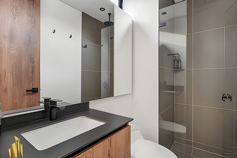 Morph 1302 - Spacious & private apt w BBQ/Jacuzzi