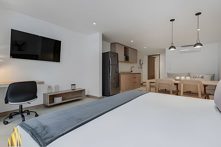Solei Loft 203 - Comfy and Bright Apt with AC