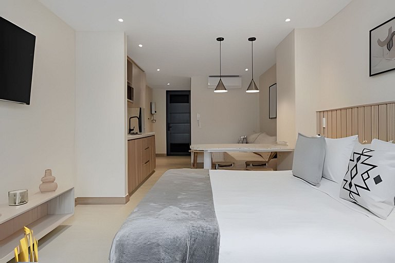 Solei Loft 303 - Modern Loft in Poblado with AC