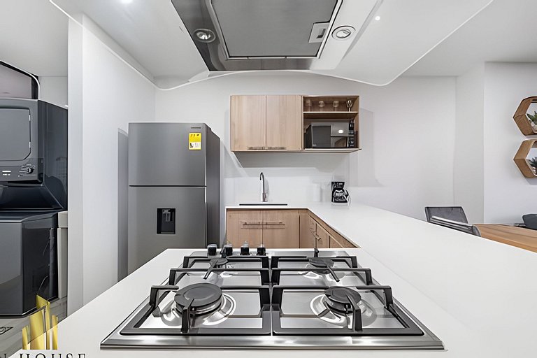 Class 48 1103 - Loft-style living/panoramic views