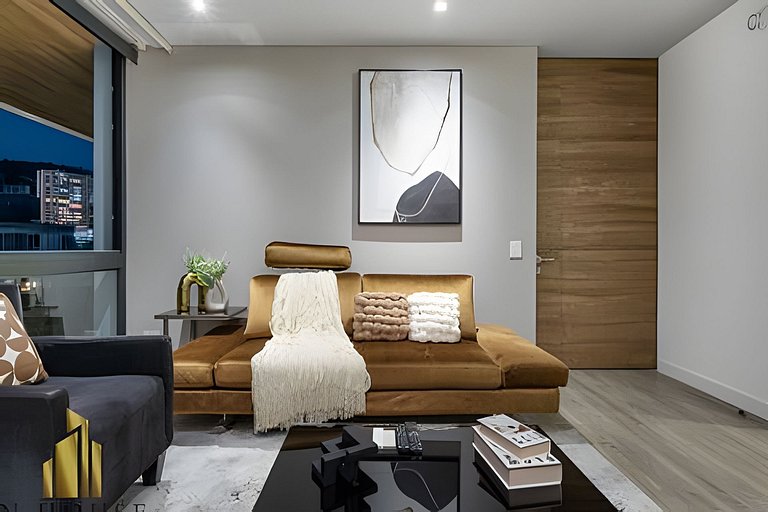 Energy 1603 - Modern Design & Prime Location/ AC