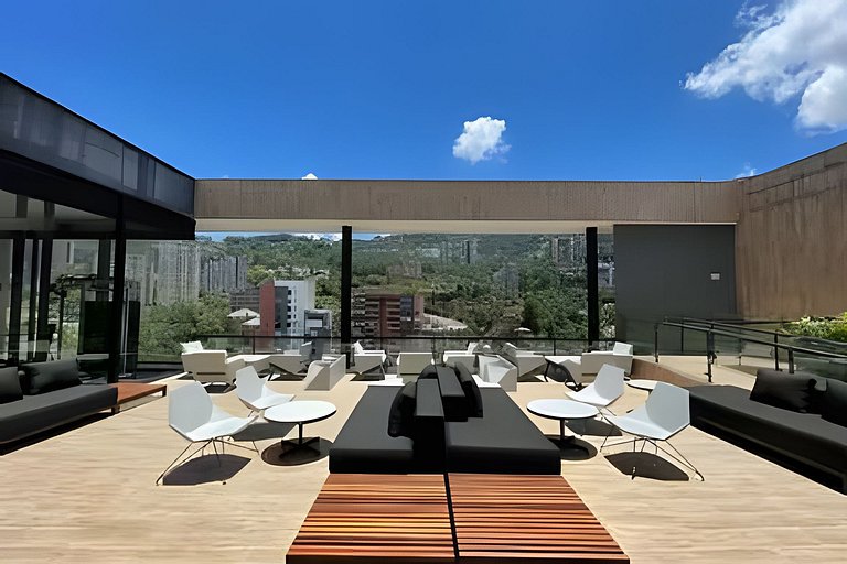 Energy 1603 - Modern Design & Prime Location/ AC