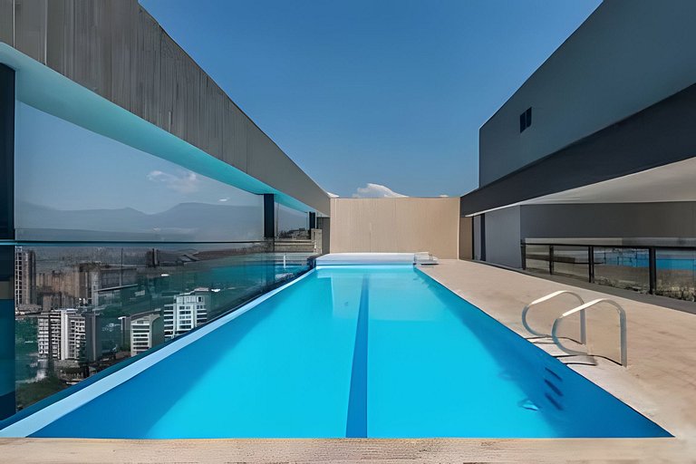 Energy 1603 - Modern Design & Prime Location/ AC