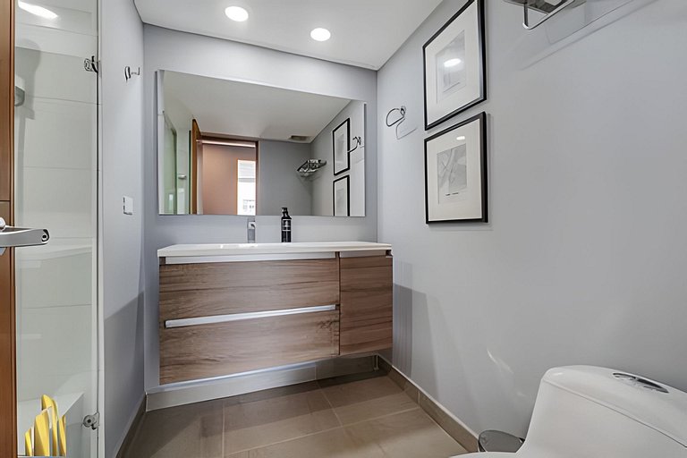 Torre 6 Sur - Trendy Loft: Balcony, AC / Poblado