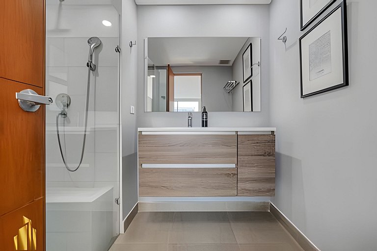 Torre 6 Sur - Trendy Loft: Balcony, AC / Poblado
