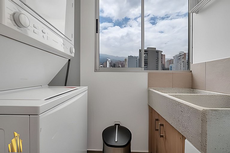 Torre 6 Sur - Trendy Loft: Balcony, AC / Poblado