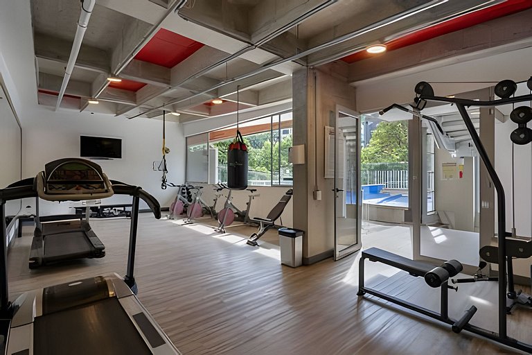 Finito 1512 - Modern Apt with Views & Balcony
