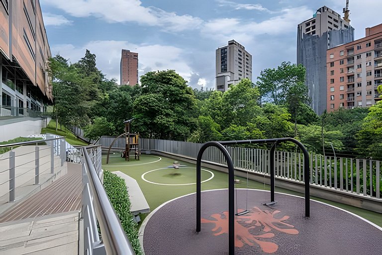 Finito 1512 - Modern Apt with Views & Balcony