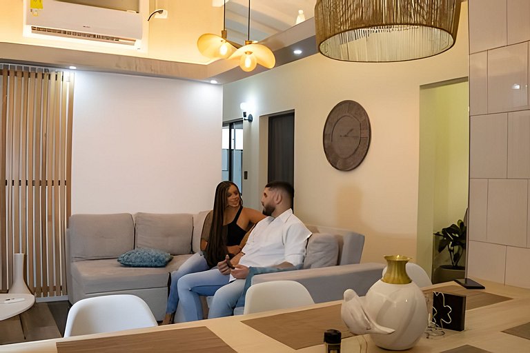 Manila 27 - Apt in Poblado with Terrace/AC/Jacuzzi