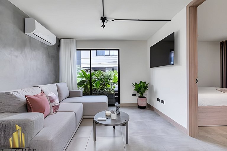 Casa Solei 12-7 - Bright & Chic Apt in Manila / AC