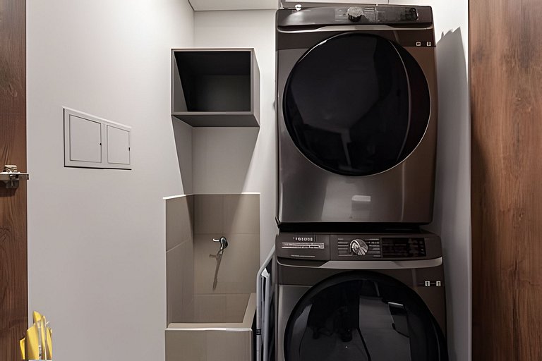 Morph 1501 - Vibrant apt in Poblado/AC/Jacuzzi/BBQ