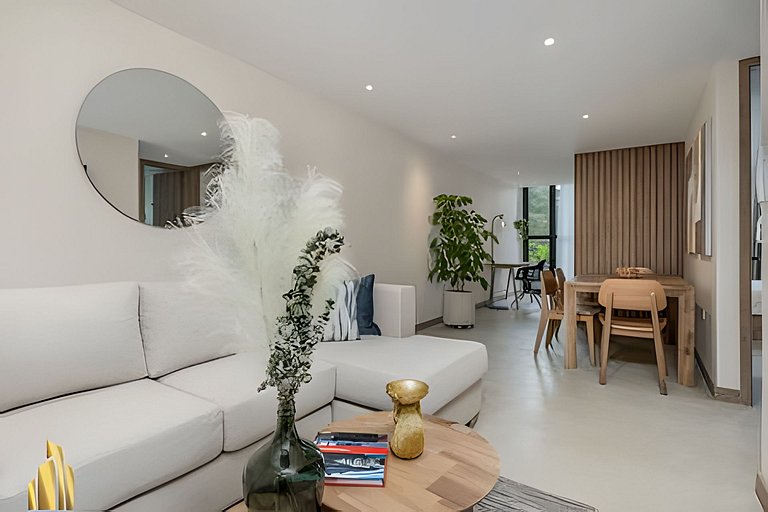 Solei Loft 401 - Elegance & Comfort /AC in Poblado