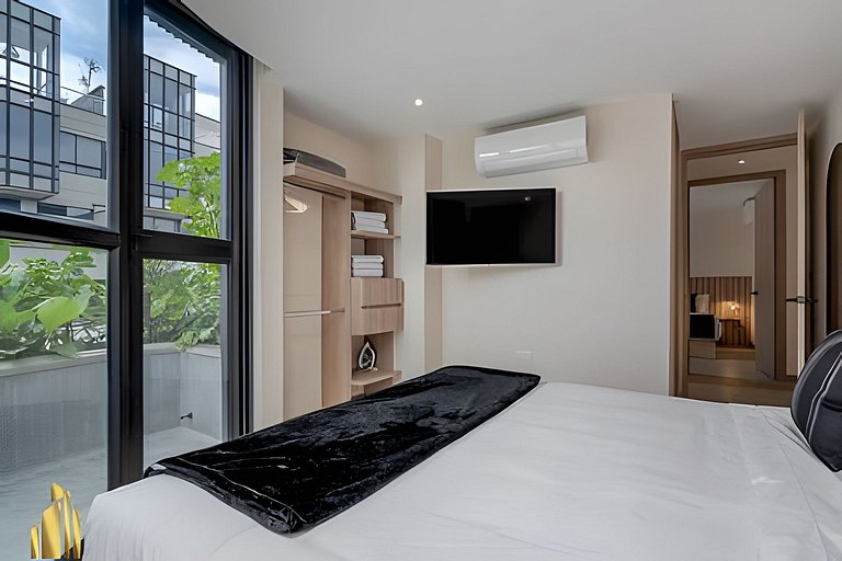 Solei Loft 401 - Elegance & Comfort /AC in Poblado