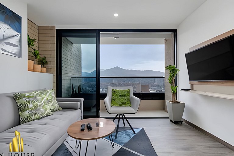 Class 48 1603 - Sophisticated apt/panoramic views