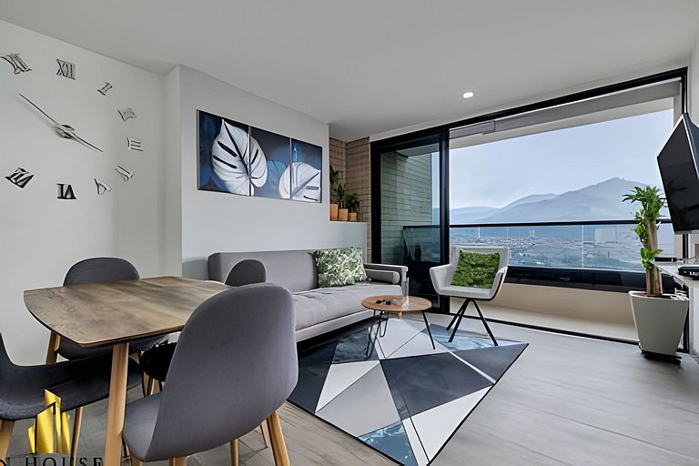 Class 48 1603 - Sophisticated apt/panoramic views