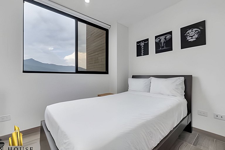 Class 48 1603 - Sophisticated apt/panoramic views