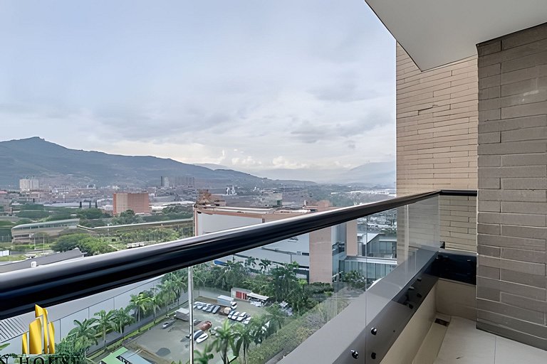 Class 48 1603 - Sophisticated apt/panoramic views