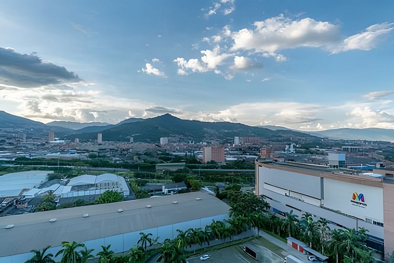 Class 48 1603 - Sophisticated apt/panoramic views