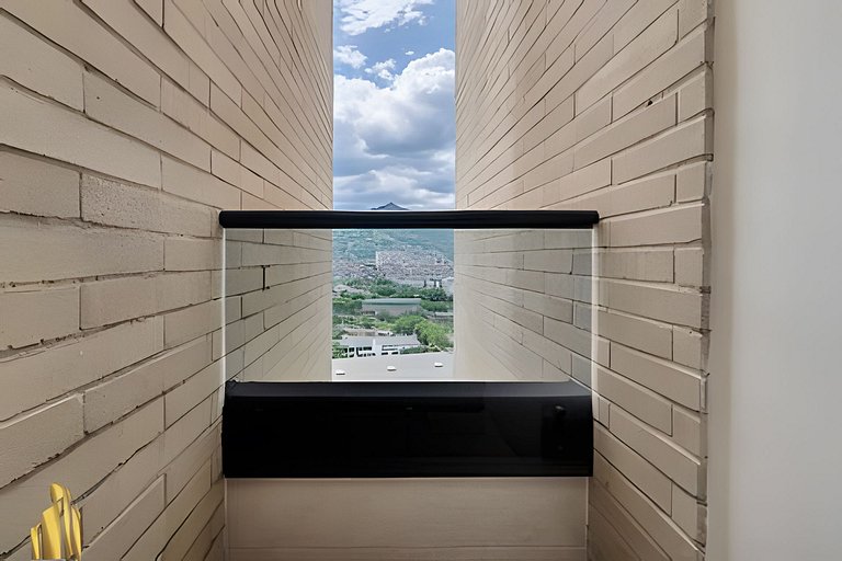 Class 48 1503 - Modern Tranquility/Priv balcony