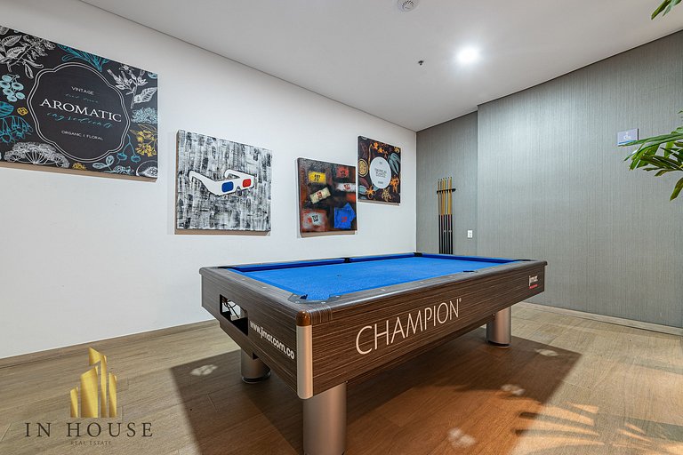 Urban 2505 - Oasis with pool and gym