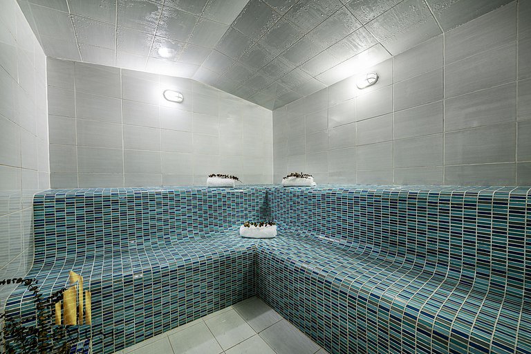 Urban 2505 - Oasis with pool and gym