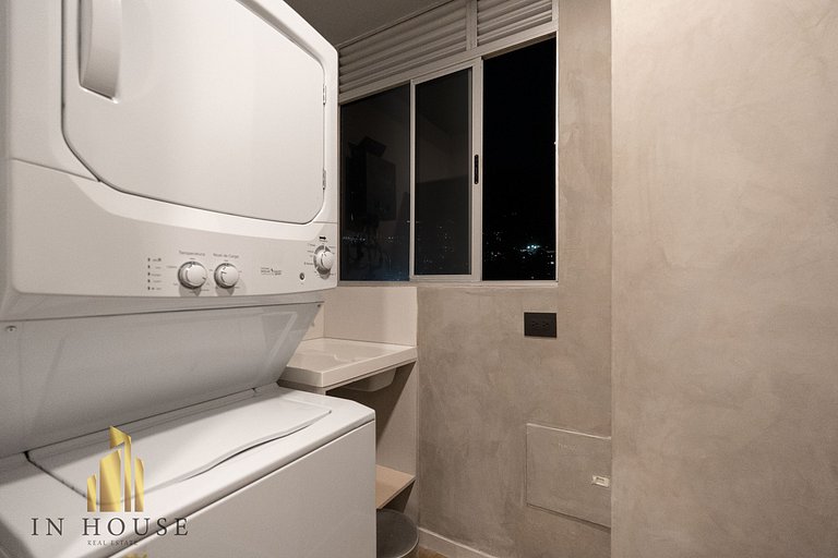 Urban 2505 - Oasis with pool and gym