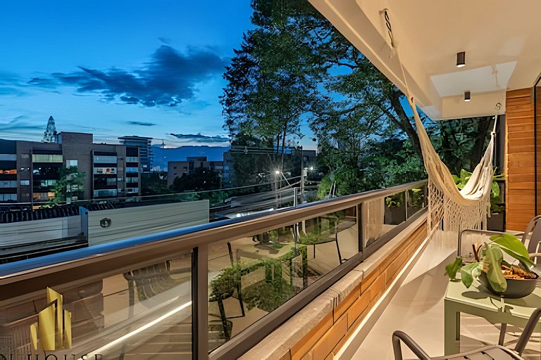 Tivoli 202 - Escapada Premium con Jacuzzi Privado