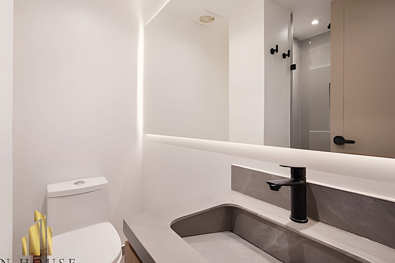 Tivoli 202 - Escapada Premium con Jacuzzi Privado