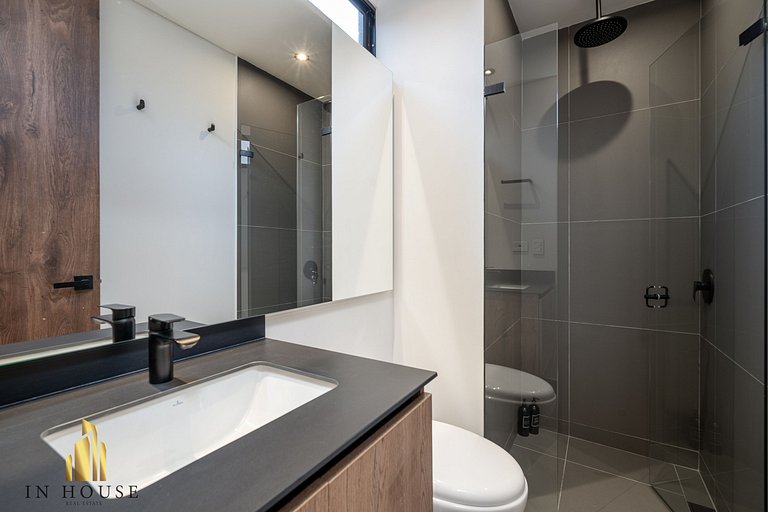 Morph 902 - Exclusivo apt en el Poblado con balcón