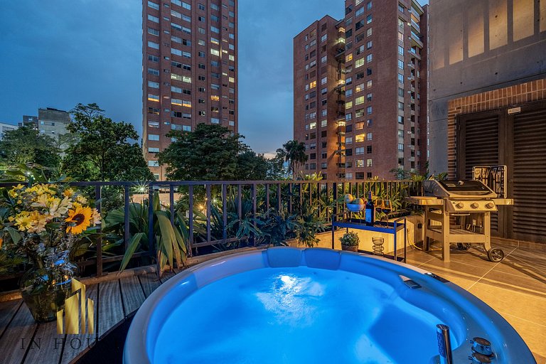 Morph 402 - Apt Jacuzzi, aire acondicionado, BBQ