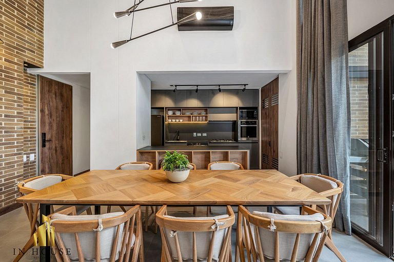 Morph 201 - Apt Moderno con Techo Alto y BBQ
