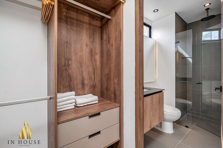 Morph 1002 - Luxe apt in Poblado/AC/BBQ