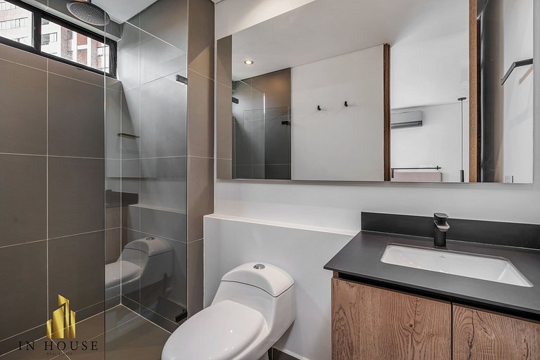 Morph 1002 - Luxe apt in Poblado/AC/BBQ