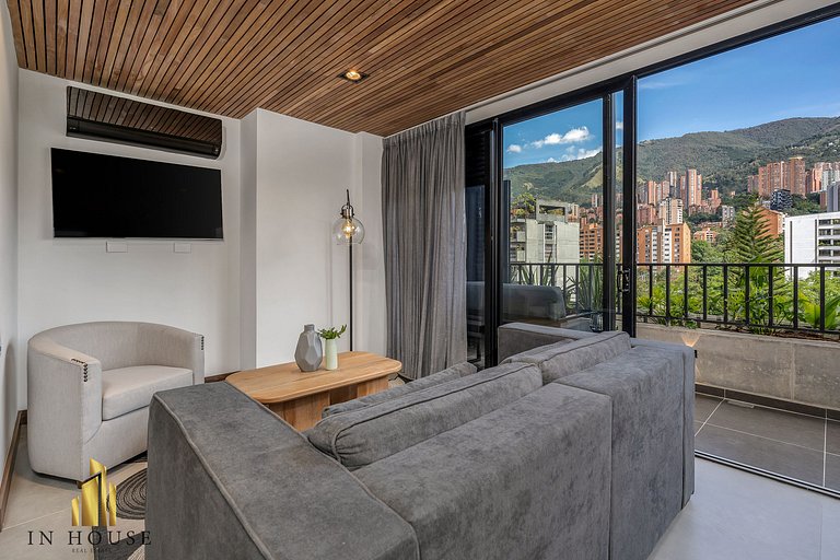 Morph 1002 - Luxe apt in Poblado/AC/BBQ