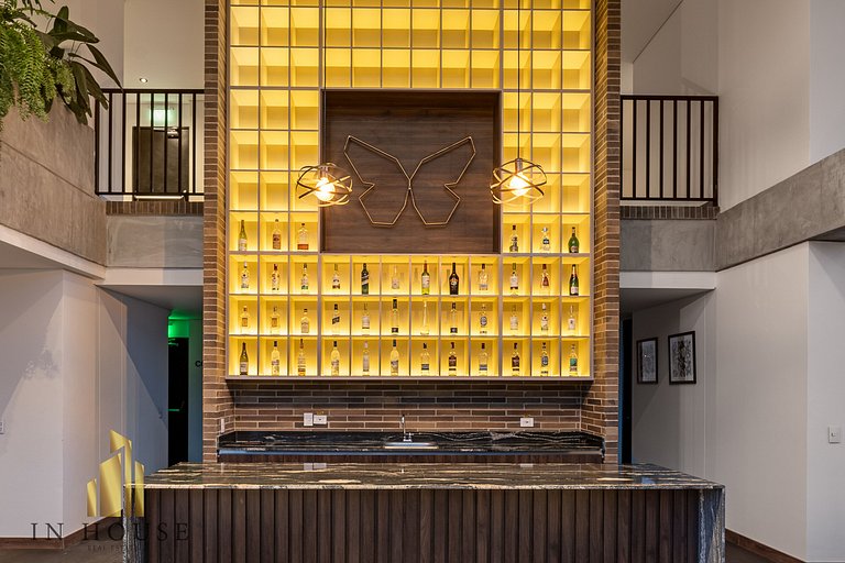 Morph 1002 - Luxe apt in Poblado/AC/BBQ