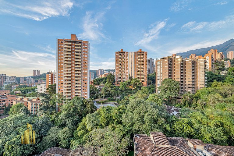 Provenza Life 1001 - Airy apt w priv balcony & gym