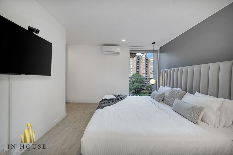 Provenza Life 1001 - Airy apt w priv balcony & gym