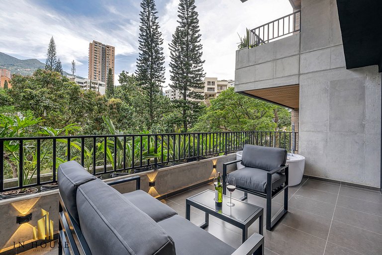 Morph 401 - Modern apt High Ceilings BBQ/Jacuzzi