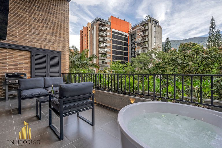 Morph 401 - Modern apt High Ceilings BBQ/Jacuzzi